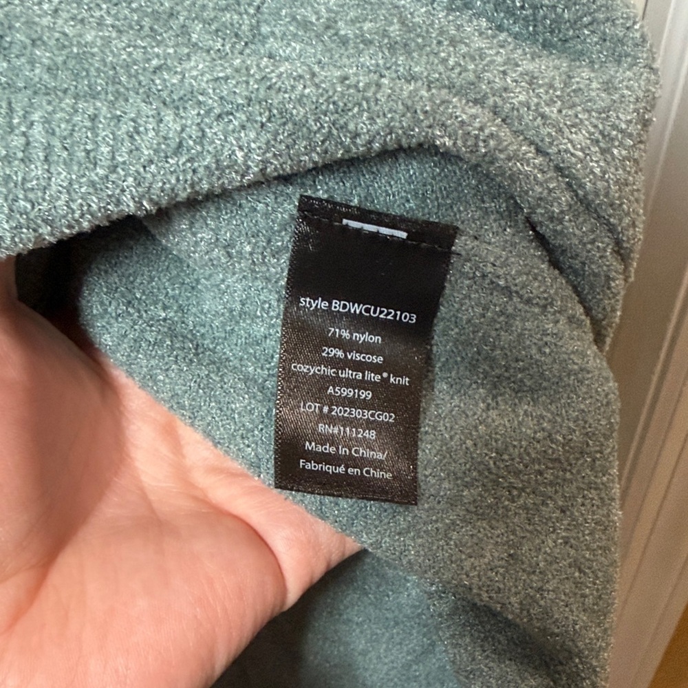 Barefoot Dreams CozyChic Ultra Lite Knit Short Sleeve Zip Up - Picture 7 of 12
